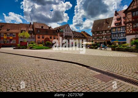 Gengenbach, Deutschland - 07. Juli 2021 - Blick auf das alte Dorf Gengenbach mit seinen alten Häusern im Schwarzwald in Deutschland Stockfoto