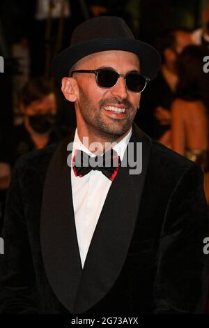 JR bei der Premiere des Films Flag Day während der 74. Filmfestspiele von Cannes in Cannes, Frankreich am 10. Juli 2021. Foto von Julien Reynaud/APS-Medias/ABACAPRESS.COM Stockfoto