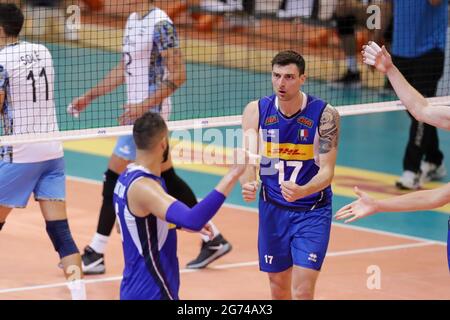 Simone Anzani (Italien) im Freundschaftsspiel 2021 - Italien gegen Argentinien, Italienische Volleyball Nationalmannschaft, Cisterna, - Foto .LiveMedia/Luigi Mariani Stockfoto