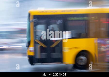 Umzugsbus, Newtown, Wellington, Nordinsel, Neuseeland Stockfoto