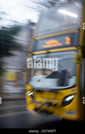 Umzugsbus, Newtown, Wellington, Nordinsel, Neuseeland Stockfoto