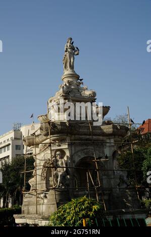 Der Flora-Brunnen der römischen Göttin im Hutatma Chowk ist ein in Engngland erbautes, kunstvoll gemeißeltes architektonisches Denkmal. Stockfoto