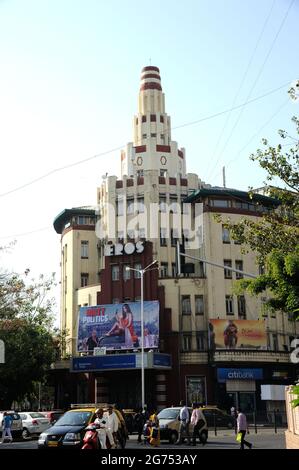 Mumbai Maharashtra IndiaDas Eros Kino ist ein Art-Deco-Stil in Mumbai, Kino oder Kino Estd.1935.Architekten Shorabji Bhedwar entworfen Stockfoto