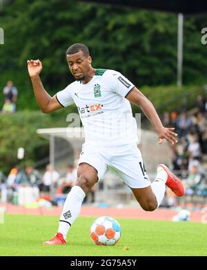 Borussia Monchengladbach, Deutschland. Juli 2021. Alassane PLÄDOYER (MG) Aktion, Fußball-Testspiel, Borussia Monchengladbach (MG) - Viktoria Köln (ZK) 2: 2, am 07/10/2021 in Borussia Monchengladbach/Deutschland. â Credit: dpa/Alamy Live News Stockfoto