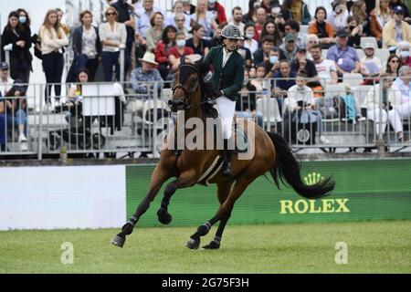 Fanny Skalli reitet Jonka-A während der Masters Chantilly 2021, FEI-Reitveranstaltung, Jumping CSI5 am 10. Juli 2021 im Chateau de Chantilly in Chantilly, Frankreich - Foto Christophe Bricot / DPPI Stockfoto