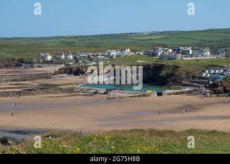 Bude Meer-Pool und Strände in Cornwall Stockfoto