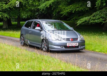 2005 Honda Civic Type R 6-Gang Schaltgetriebe 1998 ccm Benzin auf der ‘The Cars the Star Show“ in Holker Hall & Gardens, Grange-over-Sands, Großbritannien Stockfoto