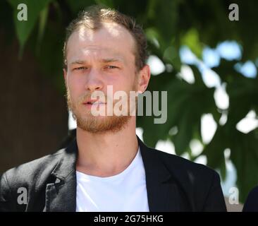 11. Juli 2021, Cannes, Provence Alpes Cote d'Azur, Frankreich: Yuriy BORISOV während der Fotozelle „Compartment NÂ 6“ im Rahmen des 74. Jährlichen Filmfestivals von Cannes am 11. Juli 2021 in Cannes, Frankreich (Bildquelle: © Mickael Chavet via ZUMA Wire) Stockfoto