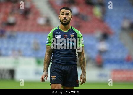 Wigan, Großbritannien. Juli 2021. Nathan Peteru (34) von Huddersfield Giants während des Spiels in Wigan, Vereinigtes Königreich am 7/11/2021. (Foto von Craig Thomas/News Images/Sipa USA) Quelle: SIPA USA/Alamy Live News Stockfoto