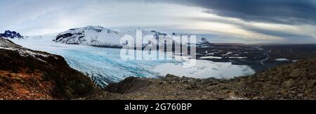 Panoramablick auf den Skaftafell-Gletscher Stockfoto