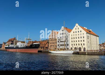 DANZIG, POLEN – 13. Juni 2021: Danzig, Polen – 13 2021. Juni „das nationale Meeresmuseum in Danzig“ Stockfoto