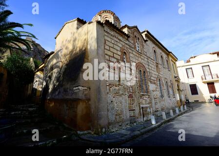 Kirche des heiligen Nikolaus Rangavas in der Altstadt von Athen. Stockfoto