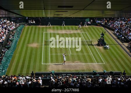 London, Großbritannien. Juli 2021. Atmosphäre während des Herrenfinales bei den Wimbledon Championships 2021 beim AELTC in London, Großbritannien, am 11. Juli 2021. Foto von ABACAPRESS.COM Quelle: Abaca Press/Alamy Live News Stockfoto