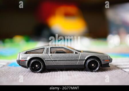 POZNAN, POLEN - 10. Sep 2018: Mattel Hot Wheels Spielzeug-Modellauto Stockfoto