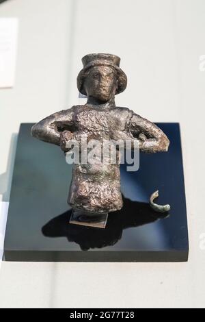 Menschliche Bronzefigur, Persepolis, Achaemenid, Nationalmuseum des Iran, Teheran, Iran, Persien, Westasien, Asien Stockfoto