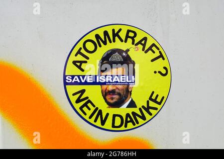 Aufkleber, Atomkraft, nein danke, rette Israel, Berlin Deutschland Stockfoto