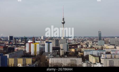 Schöne Stadt Berlin von oben - Luftaufnahme - Stadtfotografie Stockfoto