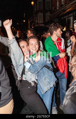 London, England. 11. Juli 2021. Italienische Fans Nach Dem Euro-Sieg. Quelle: Stefan Weil/Alamy Live News Stockfoto