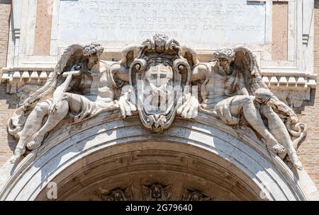 kathedrale santa maria degli angeli la faccita Detail der Steinskulptur Stockfoto