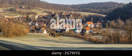 Europa, Deutschland, Baden-Württemberg, Schönbuch-Region, Panorama von Bebenhausen mit seinem historischen Klosterkomplex Stockfoto