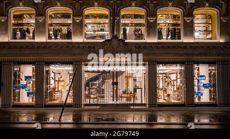 Dolce & Gabbana, Bond Street, London. Ein Modeladen direkt im erlesensten Einkaufsviertel Londons in der Nähe von Piccadilly und Mayfair. Stockfoto