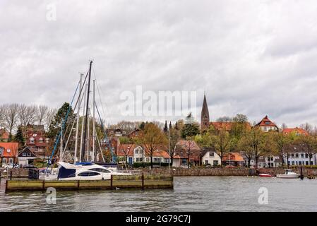 Sankt Nicolai Kirche am Hafen in Eckernförde Stockfoto