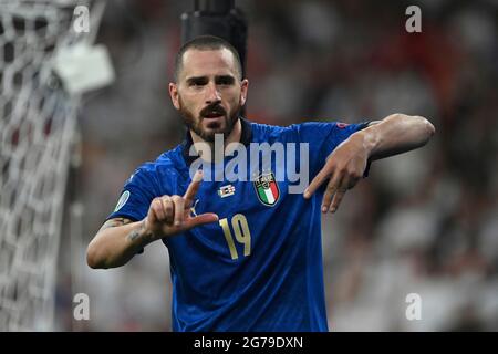 London, Großbritannien. 11. Juli 2021. Goaljubel Leonardo BONUCCI (ITA) nach dem Tor zu 1-1, Jubel, Freude, Begeisterung, Aktion, Einzelbild, Einzelmotiv abgeschnitten, Halbfigur, Halbfigur, endgültig, Spiel M51, Italien (ITA) - England (eng) am 07/11/2021 in London/Wembley Stadium. Fußball Euro 2020 von 11.06.2021-11.07.2021. Foto; Marvin Guengoer/GES/Pool via Sven Simon Fotoagentur GmbH & Co. Pressefoto KG # Prinzessin-Luise-Str. 41 # 45479 M uelheim/R uhr # Tel 0208/9413250 # Fax. 0208/9413260 # GLS Bank # BLZ 430 609 67 # Konto 4030 025 100 # IBAN DE75 4306 0967 4030 0251 00 # BIC GENODEM1GLS # www.sve Stockfoto