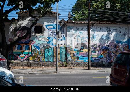 Straßenszene in der Nähe von Jardim Botanico, Rio de Janeiro, Brasilien Stockfoto