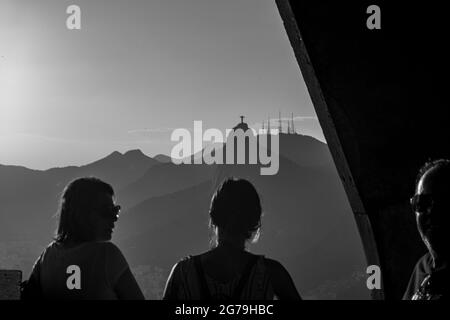 Sonnenuntergang vom Zuckerhut, Rio de Janeiro, Brasilien Stockfoto