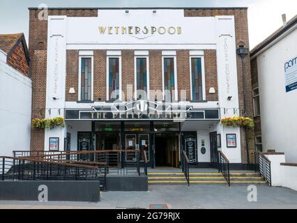The Peter Cushing Pub Wetherspoons Oxford Street Whitstable Kent England GB Europa Stockfoto