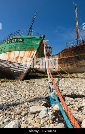 Schiffswracks im Hafen von Camaret, Presqu-Ã®le de Crozon, Frankreich, Bretagne, Departement Finistère Stockfoto