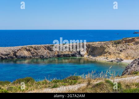 Felsenküste, Son Parc, Menorca, Balearen, Mittelmeer, Spanien Europa Stockfoto