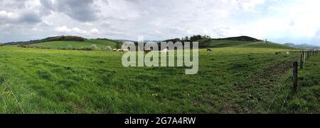 Romantischer Blick über das Sauerland Stockfoto