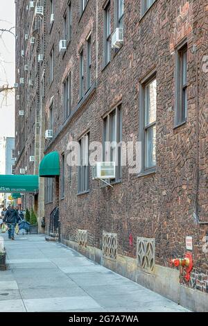 405 East 54th Street, The Sutton Collection, entworfen von George und Edward Blum, erbaut 1930. Stockfoto