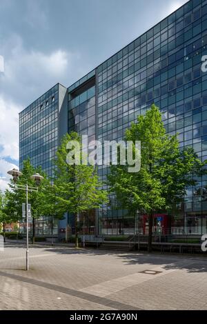 Deutschland, Oberhausen, Oberhausen-Sterkrade, Ruhrgebiet, Niederrhein, Rheinland, Nordrhein-Westfalen, Nordrhein-Westfalen, Technisches Rathaus, ehemals Verwaltungsgebäude der Gutehoffnungshütte und MAN GHH Stockfoto