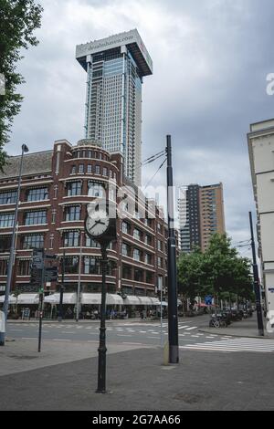 Der Zalmhaven Tower, Neubau in Rotterdam, 4. juli 2021, Rotterdam, Niederlande Stockfoto