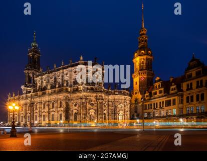 Historische Altstadt von Dresden mit Dreifaltigkeitskathedrale und Schloss, Sachsen, Deutschland, Europa Stockfoto