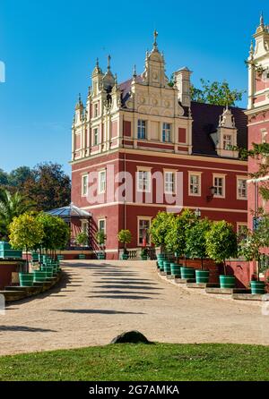 Neues Schloss im Prinz Pücklerpark Bad Muskau, Oberlausitz, Landkreis Görlitz, Sachsen, Deutschland, Europa Stockfoto