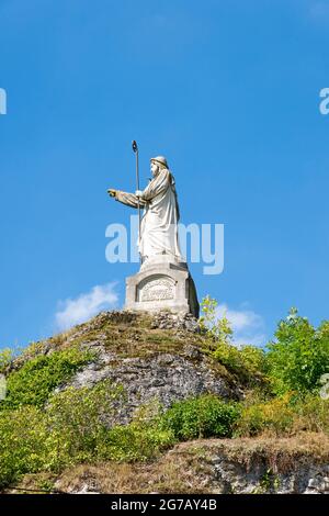 Deutschland, Baden-Württemberg, Schelklingen - Hütten, Statue des Guten Hirten vor der Kapelle der schmerzhaften Gottesmutter Stockfoto