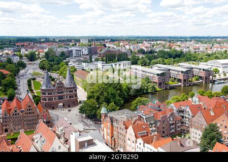 Das Holstentor von oben, Lübeck, Schleswig-Holstein, Deutschland Stockfoto