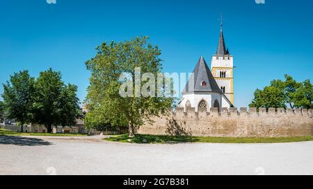 Burgkirche in, Ingelheim, evangelische, spätgotische Wehrkirche, Wahrzeichen, mittelalterliche Festung, Rheinhessen, Deutschland Stockfoto