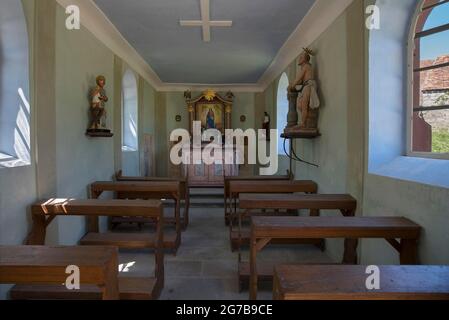 Innenraum der Kapelle aus dem Jahr 1861, Freilichtmuseum, Bad Windsheim, Mittelfranken, Bayern, Deutschland Stockfoto