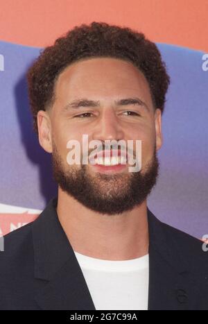 Klay Thompson 07/12/2021 die Weltpremiere von „Space Jam: A New Legacy“ fand im La statt Live Regal Cinemas in Los Angeles, CA Foto von Izumi Hasegawa/HollywoodNewsWire.net Quelle: Hollywood News Wire Inc./Alamy Live News Stockfoto