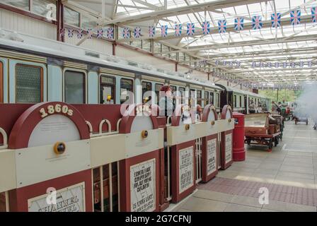 Buckinghamshire, Railway Centre, Quainton, Großbritannien; Innenansicht des Hauptbesucherzentrums Stockfoto