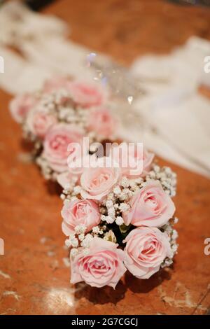 Schicke Rosa Dekorationsblumen Stockfoto