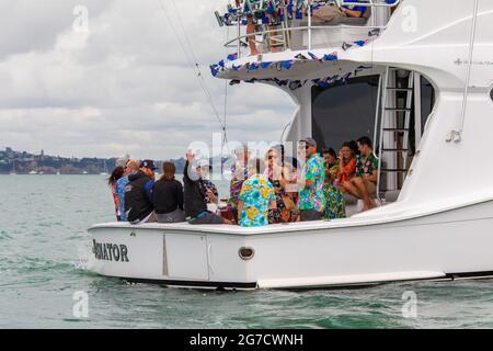 Der 36. America’s Cup wird von PRADA, New Zealand Supporters, im Hafen von Auckland, Auckland, Neuseeland, präsentiert. 16. März 2021. Stockfoto