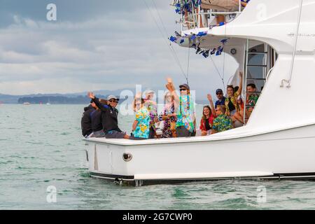 Der 36. America’s Cup wird von PRADA, New Zealand Supporters, im Hafen von Auckland, Auckland, Neuseeland, präsentiert. 16. März 2021. Stockfoto