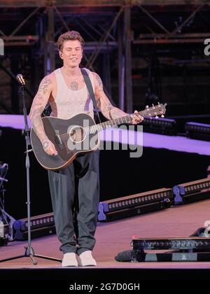 Verona, Italien. Juli 2021. Benjamin Mascolo durante Benji & Fede all'Arena di Verona, Concerto cantante italiano in Verona, Italia, 11 luglio 2021 Credit: Independent Photo Agency/Alamy Live News Stockfoto