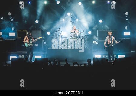 PADOVA, GRAN TEATRO GEOX, ITALIEN: Die schottische Rockband Biffy Clyro spielt live auf der Bühne in Padova, für die „Ellipsis“ Europatour Stockfoto