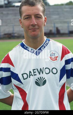 Rostock, Deutschland. 5. Juli 2021. firo Fuvuball, Fußball, 1. Bundesliga, Saison 1996/1997, Archivfoto, 96/97 Archivbilder, FC Hansa Rostock, Fotocall, 1996 Andre Hofschneider, Half figure, Portrait Credit: dpa/Alamy Live News Stockfoto